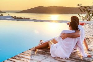 Romance on Vacation: The Expedia Heat Index